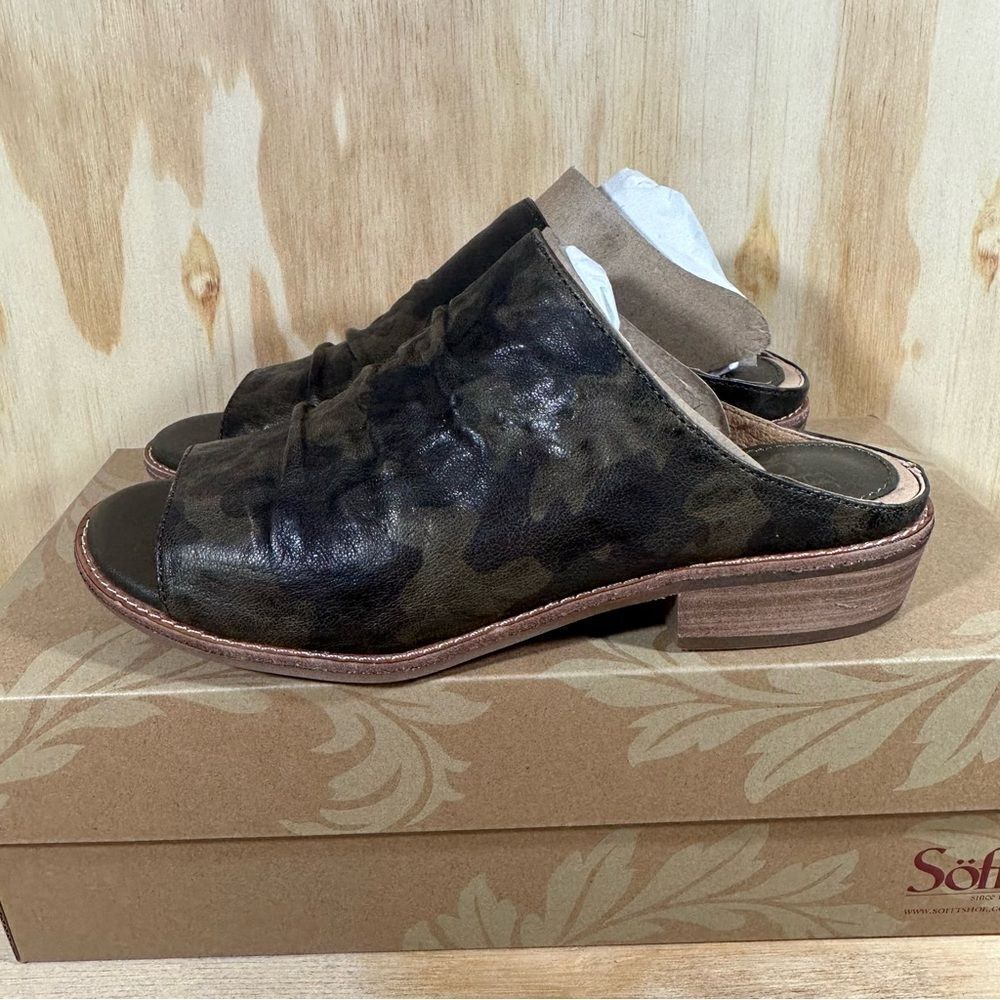Sofft Netta Olive Camo Leather Slides Women’s Size 7